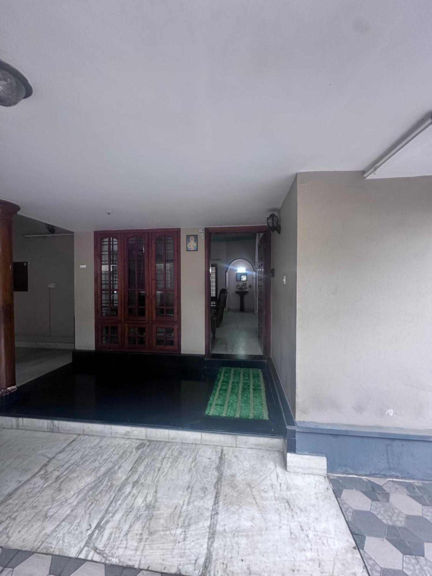 Southside Rooms Thiruvananthapuram Ngoại thất bức ảnh